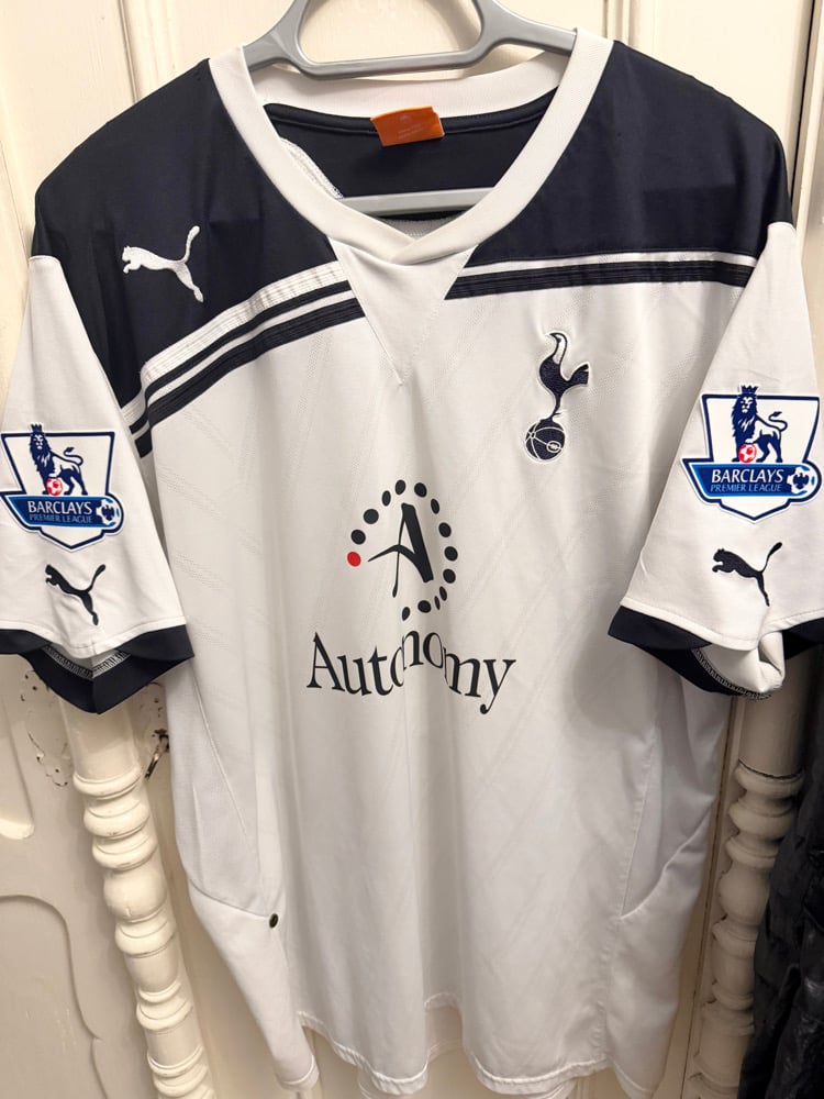 Image of Tottenham Hotspur “MODRIĆ 14” 2010/11 Home Shirt + PL patches (XL)