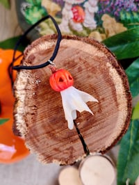 Image 7 of Wisiorek z dynio - duszkiem 🎃👻