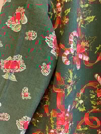 Image 9 of Green x-mas shirt (m/l)