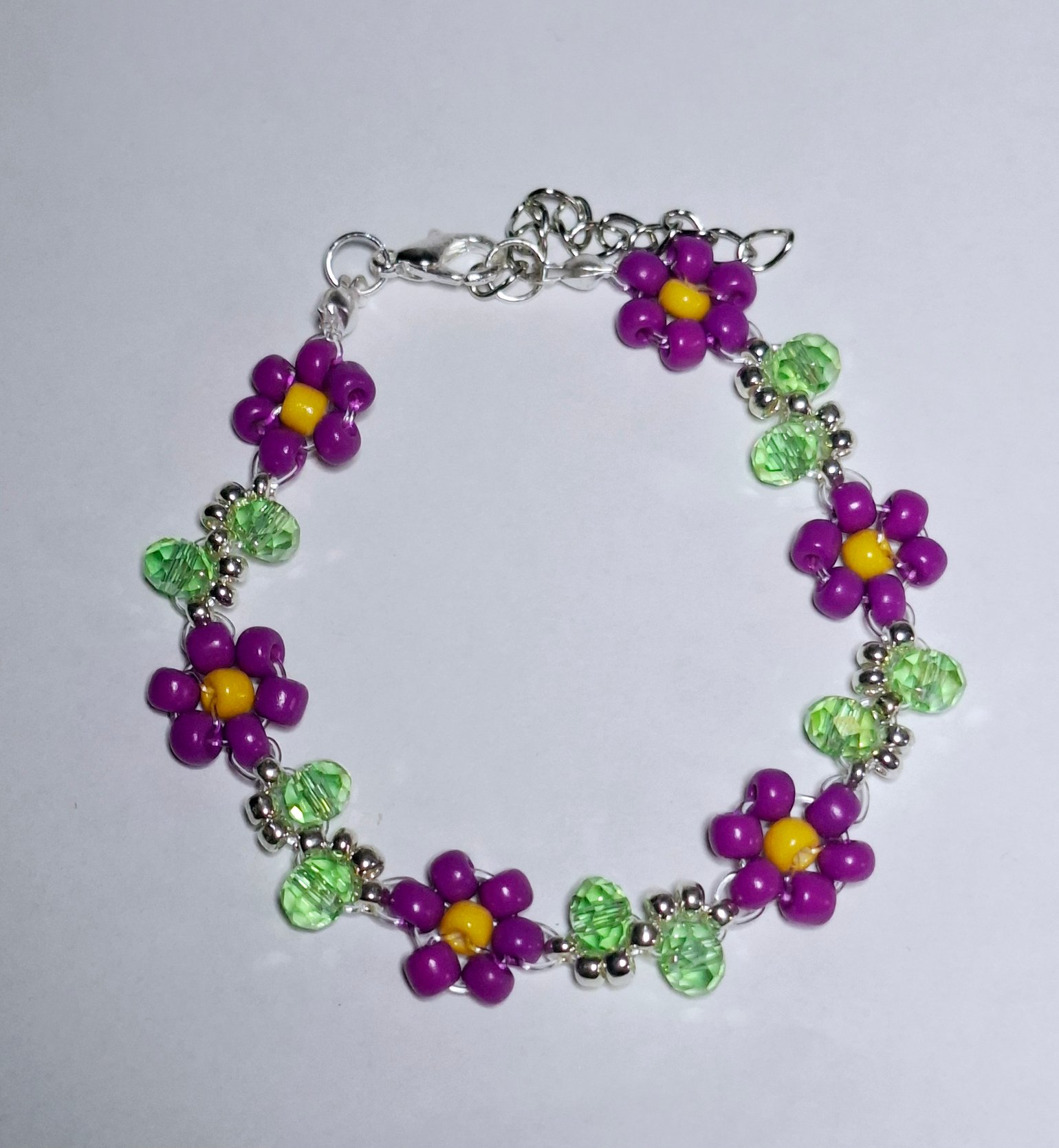 Image of Purple Daisy Bracelet