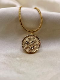 Image 1 of Flora Reign