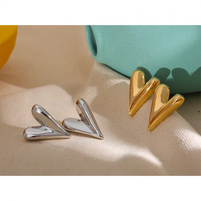 Image of Valentines CORAZÓN Heart Earrings 