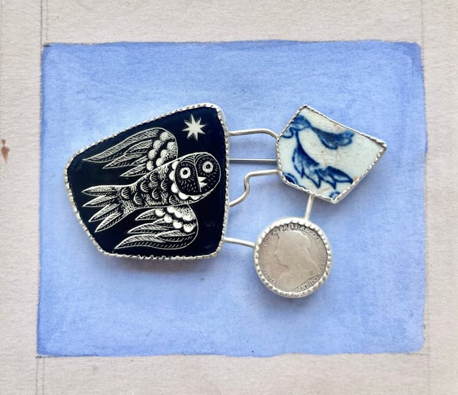 FIELD FINDS BROOCH