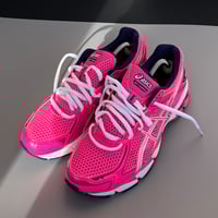 Image 4 of size: us8 uk6 eu39.5 cm25