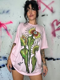 Image 2 of “VENUS EYE TRAPS” CUSTOM PAINTED T-SHIRT XL