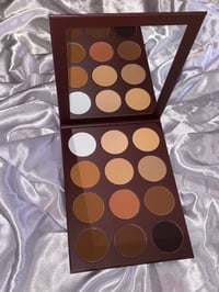 Image 3 of CONTOUR PALETTE