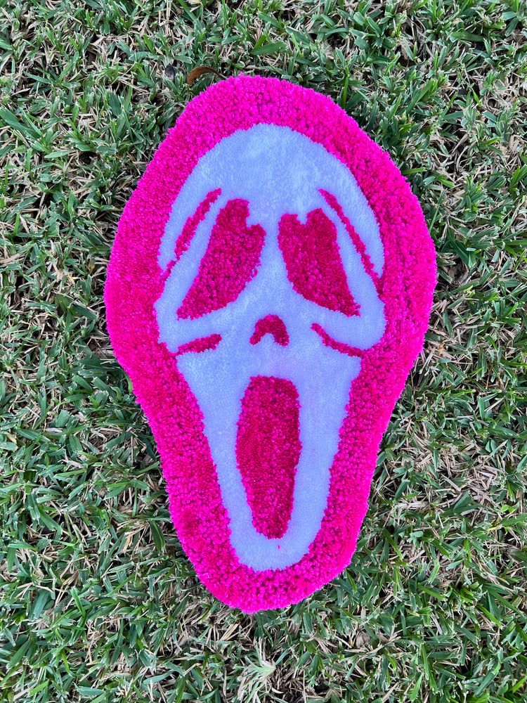 Image of PRE-ORDER Pink Heart Ghostface Wall Rug