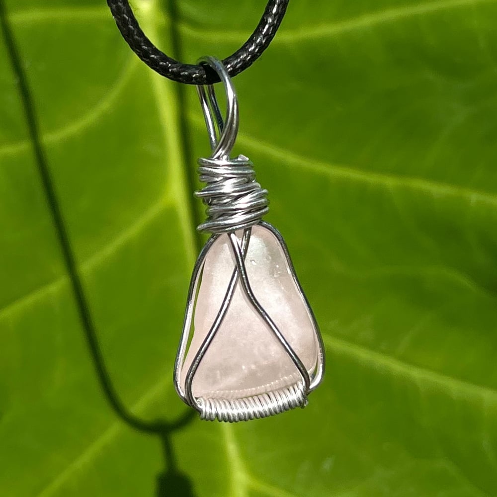 Image of rose quartz mini c