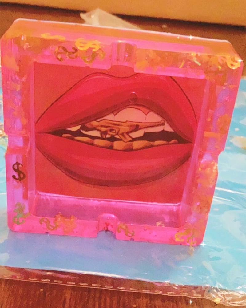 Image of Pink glitter with money signs ashtray/jewelry holder 