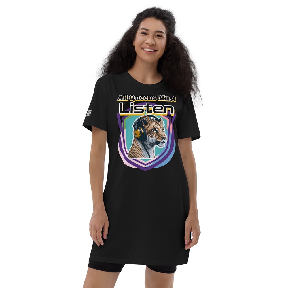 All Queens Must Listen (T-Shirt Skirt) (QR CODE ON SLEEVE)