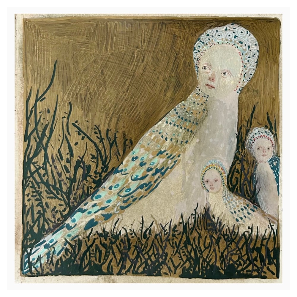 Image of staying close.