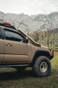 Image 8 of 2g/3g Tacoma & 4g/5g 4Runner Stainless steel snorkel