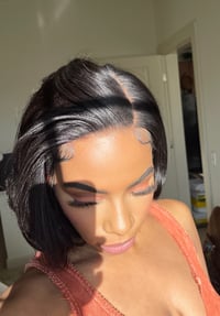 Image 4 of 10 inch YAKI STRAIGHT c-part HD lace wig