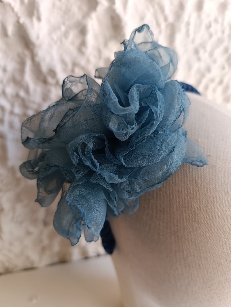 Image of Cerchietto floreale carta da zucchero base blu *ON SALE*