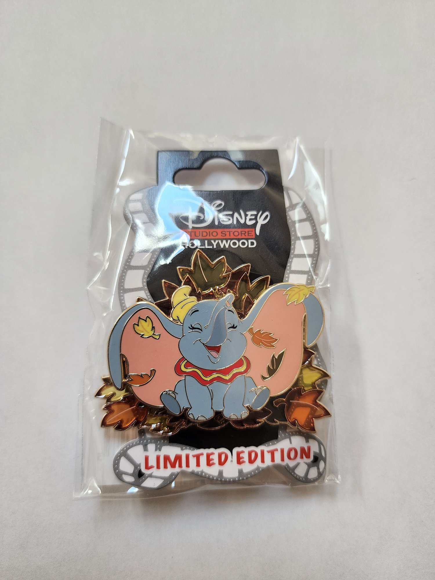 Image of Disney DSSH Fall Leaves Pin LE 400