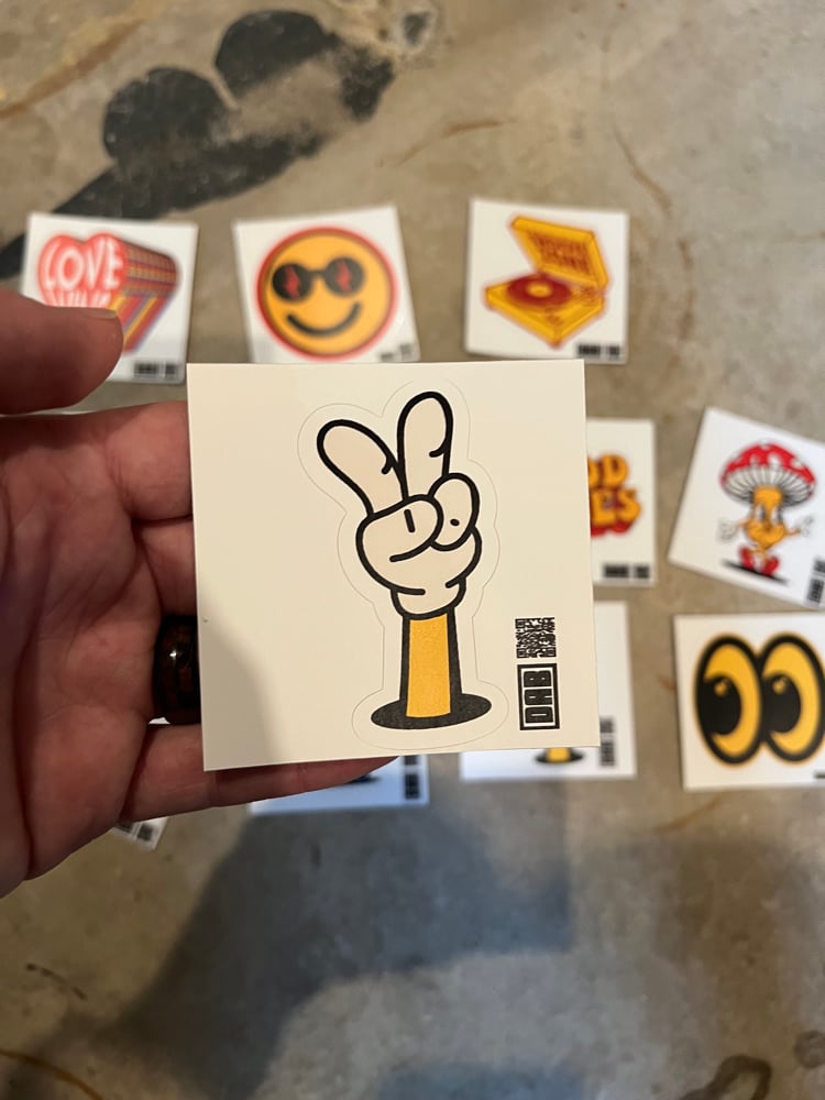 Image of Retro Peace Hands 3 Inch