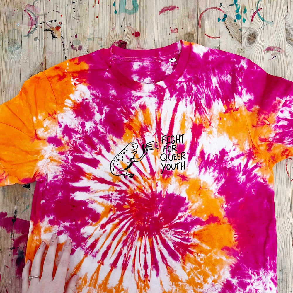 TIEDYE FIGHT FOR QUEER YOUTH T-SHIRT 