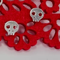 Image 4 of Skull Earrings