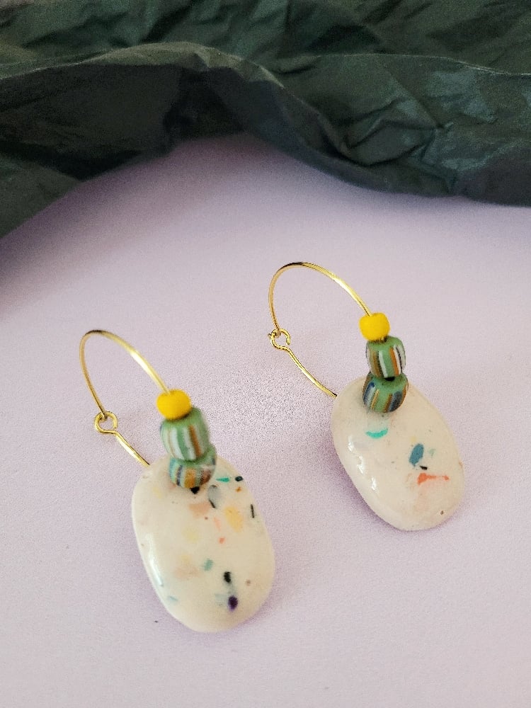 Image of Boucle d'oreilles oval terrazzo pastel