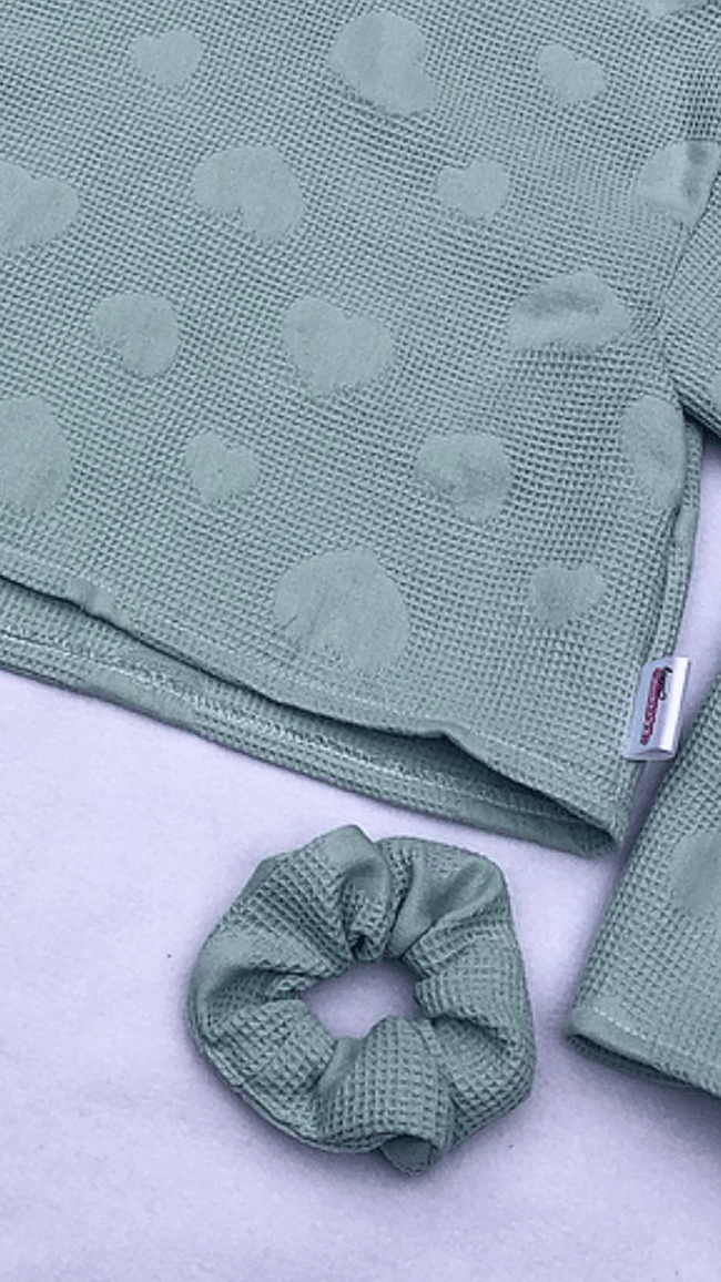 Waffle heart scrunchies