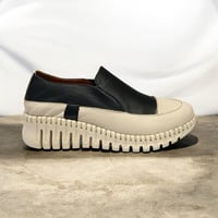 Image 1 of ROAMERS JULIA BLACK/ EGGNOG