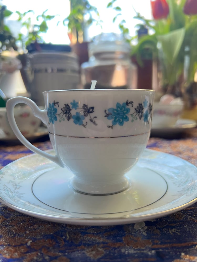 Image of Mystic Veil Teacup Candle 🕯️🔮🌹