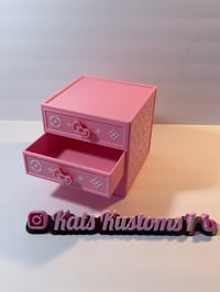 Image 2 of Kitty Love’s LV