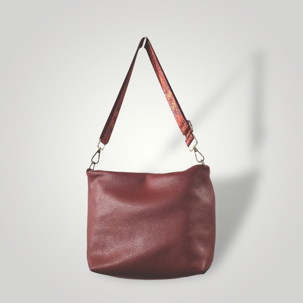 Image of Tara Shoulder Bag MAROON