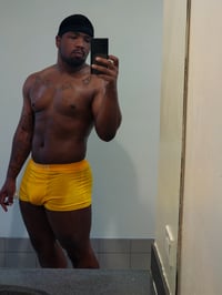 Yellow Refined underwear (Used)