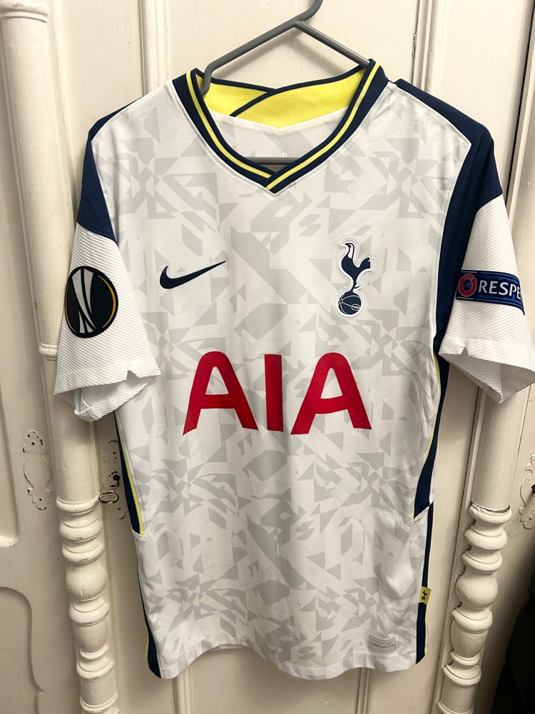 Image of Tottenham Hotspur “BALE 9” 2020/21 Home Shirt + UEL patches (S)