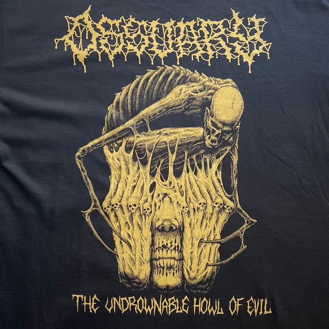 "UNDROWNABLE" T-SHIRT (GILDAN HAMMER)