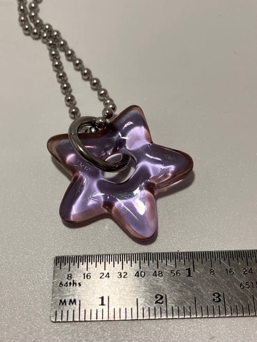 Image of outlined star