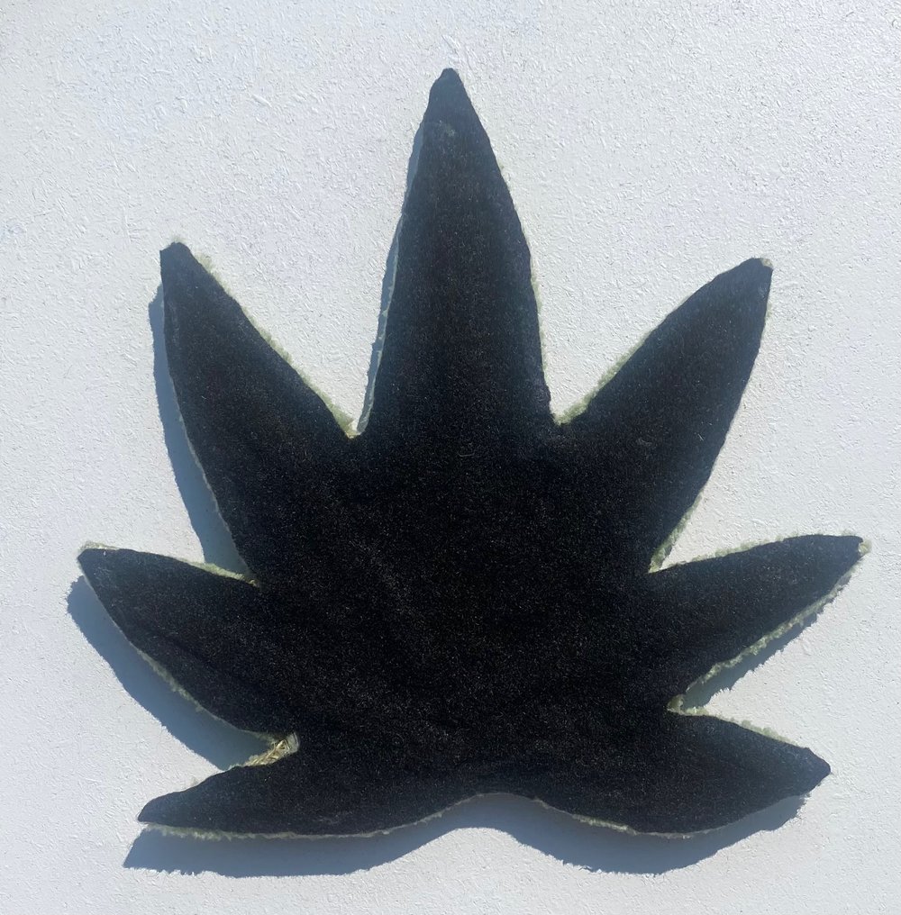 Image of Weed Leaf Decor (Light)