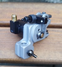 Image 4 of sidewinder wireless or cord grey