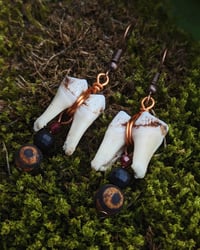 Image 2 of MOLLIFY - Deer Tooth Earrings