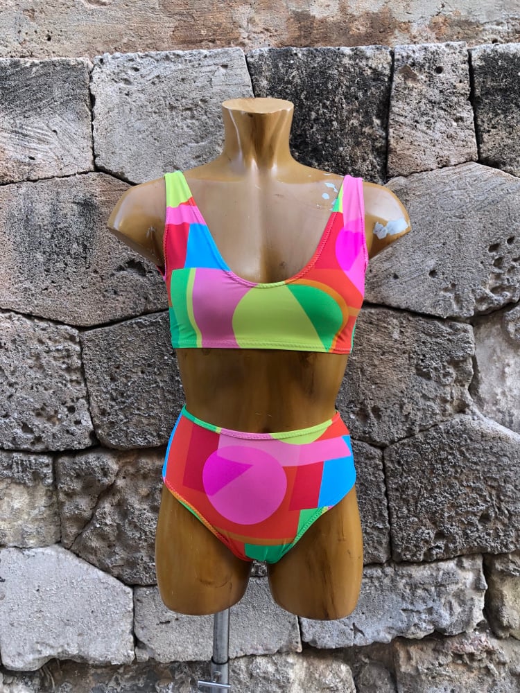 Image of Bikini alto Circus