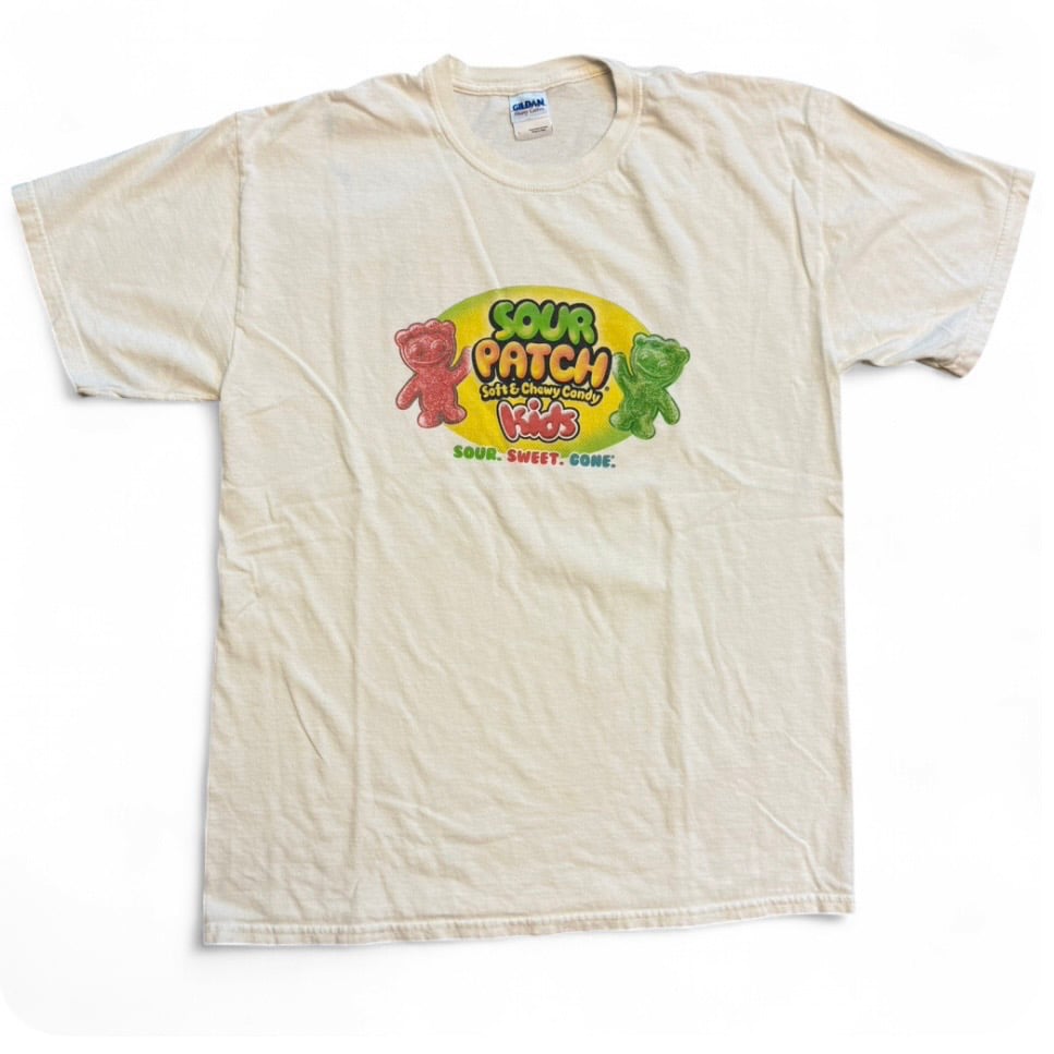 Image of 2000s Sour Patch Kids Swedish Fish Graphic Tee (L)