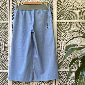 Image of Linea pants 4/5 - Pale Blue Denim