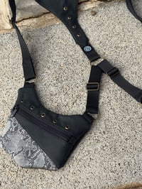 Image 3 of Snake Holsterbag