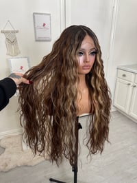 Image 7 of Highlights wavy (ready to ship) 