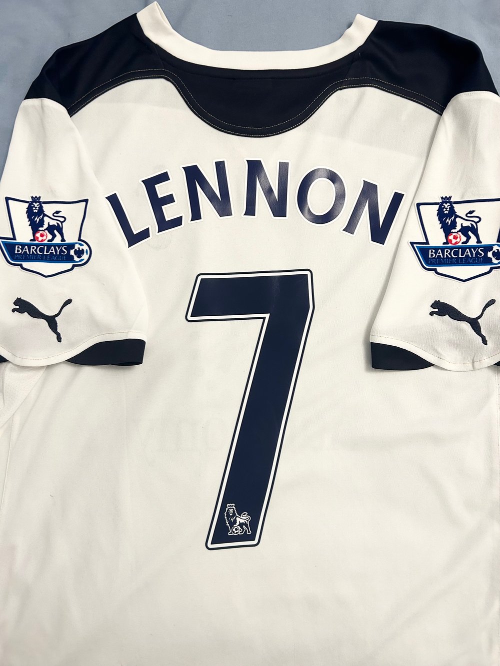 Image of Tottenham Hotspur “LENNON 7” 2010/11 Home Shirt + PL patches (L)