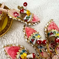 Image 3 of Mini Spring Slipper