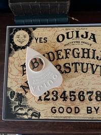 Image 4 of Ouija board reproduction de l’original de William Fuld, boîte de 2013