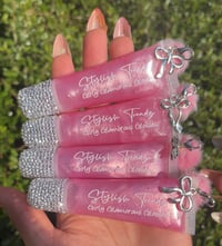 Image 4 of  *BLINGALISCOUS Gloss Key Chain* “SHES AN IT GIRL” Pink Strawberry Scented Gloss”