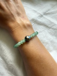Image 3 of Aventurine & Tahitian Pearl Bracelet