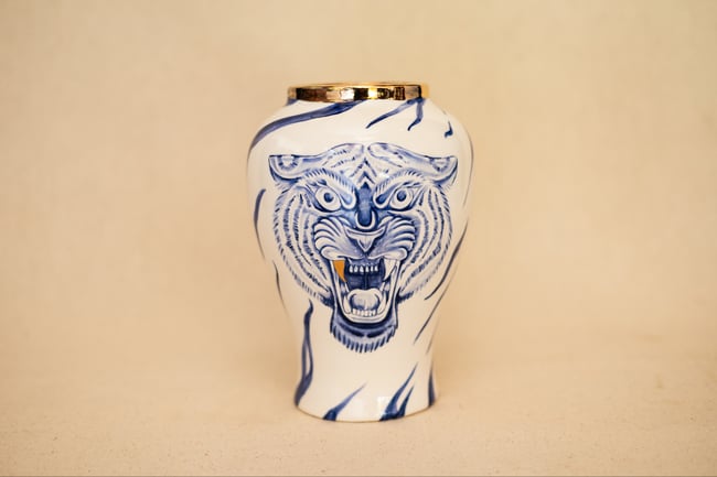 Tiger Vase 18K Gold Luster