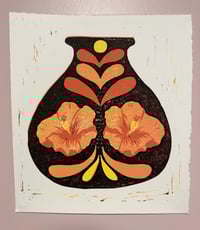 empty vessel - hibiscus