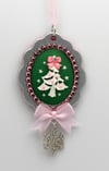 Holiday Cameo Ornaments