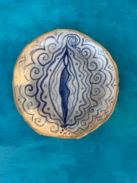 Image 1 of Majolica: Yoni Dish No. 03
