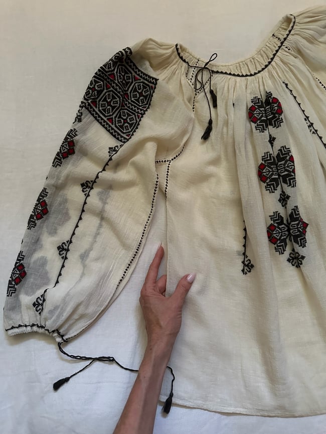 1960s bohemian gauze hand embroidered peasant blouse 